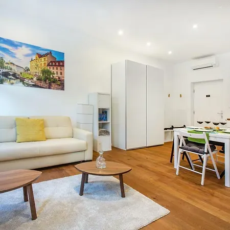 Crusader Street By Loft Apartma *